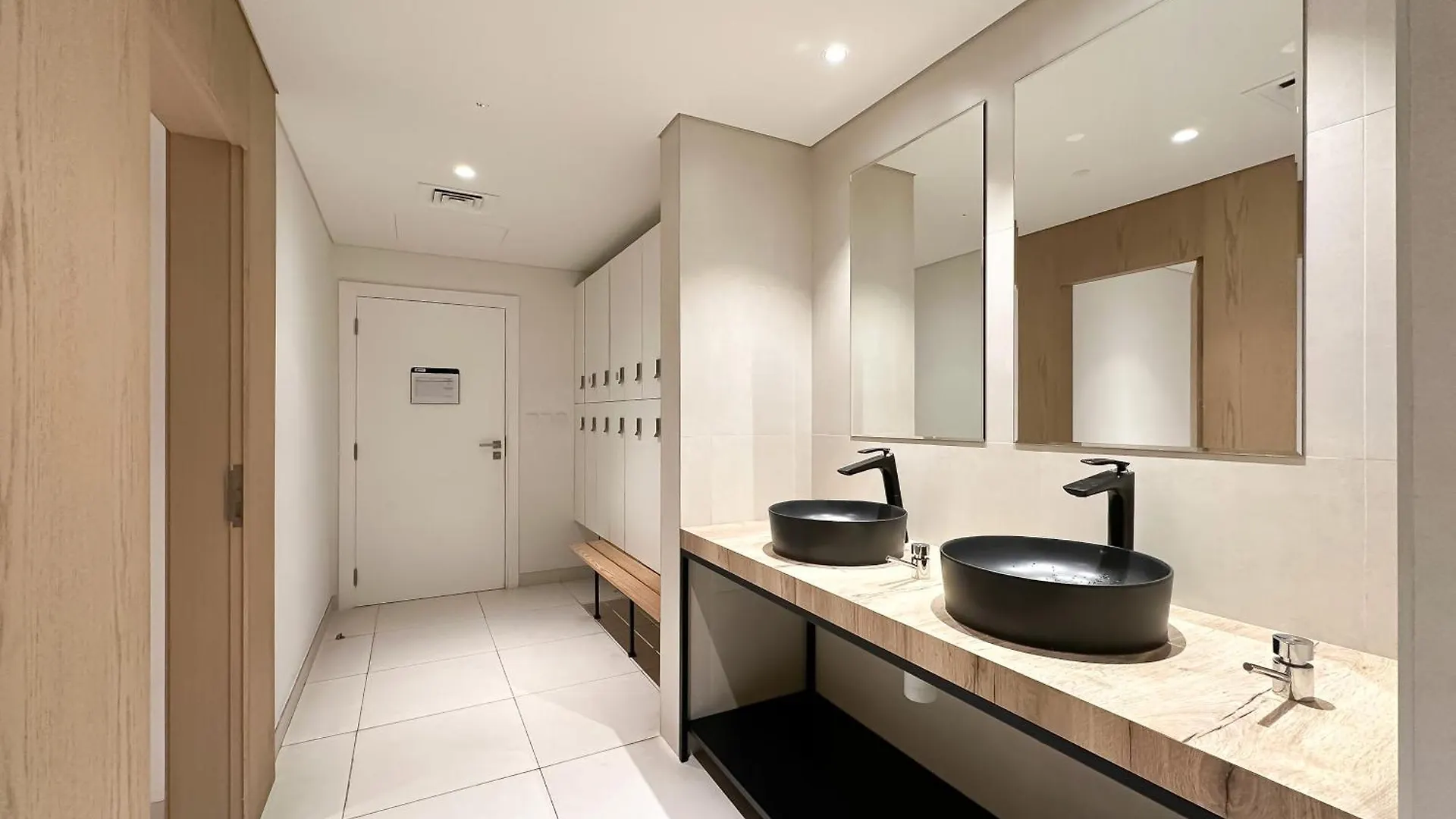 Trophy - Beach Daze Condo In Lamer W Sea Views Dubai